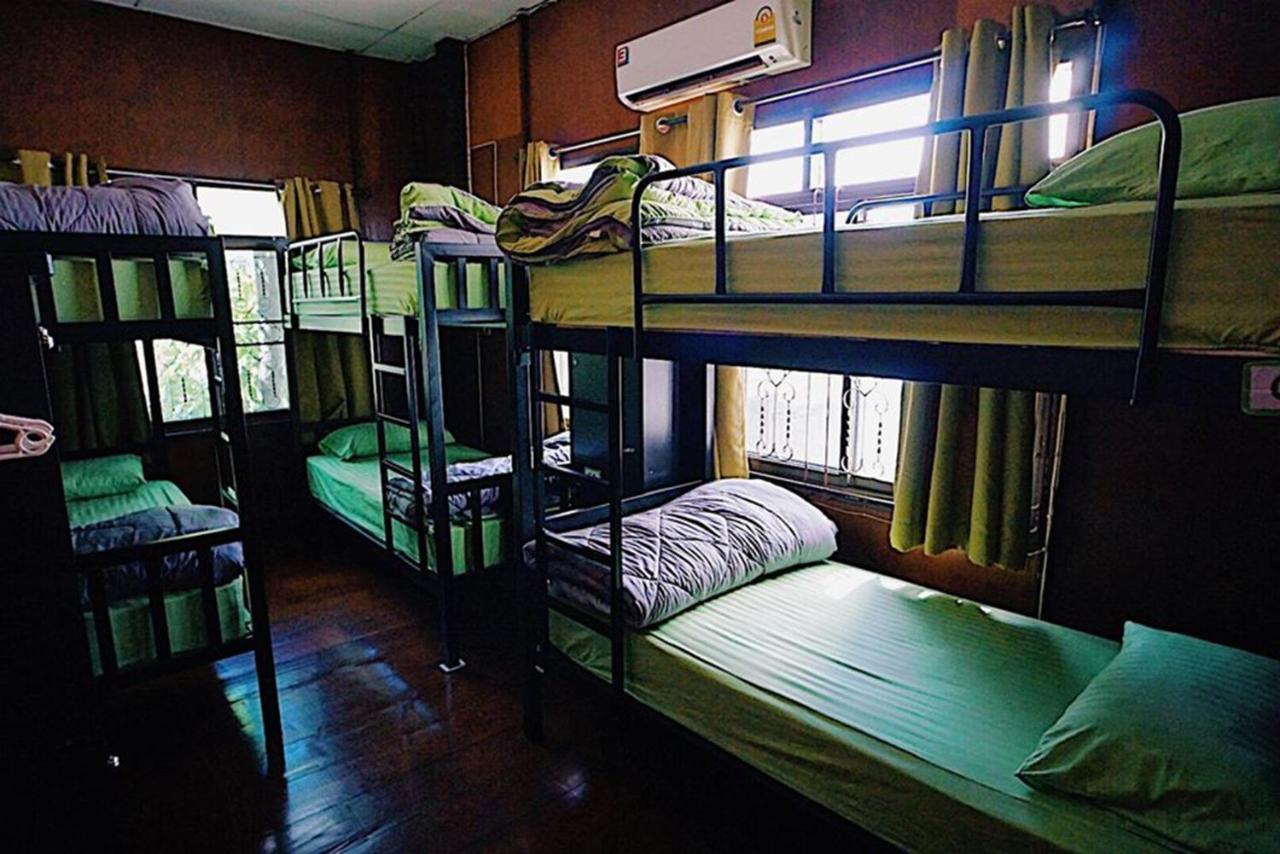 Oh My Bed Chiang Mai Hostel Exterior photo