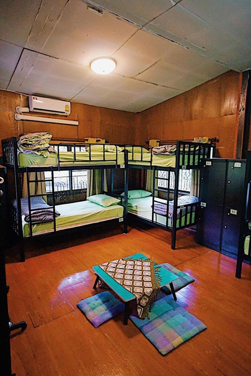 Oh My Bed Chiang Mai Hostel Exterior photo